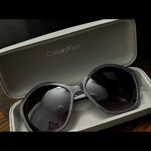 Brand new Calvin Klein oversized sunglasses